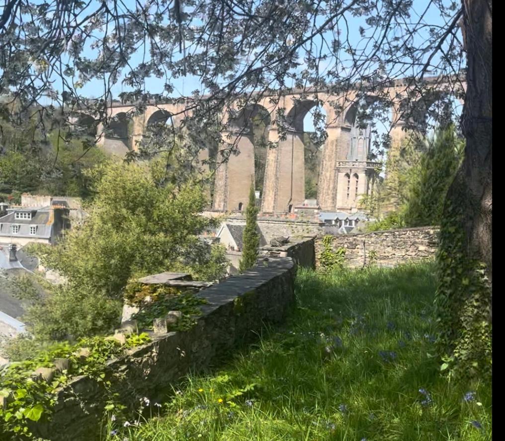 Cosy Et Jardin Panoramique Apartment Morlaix Bagian luar foto